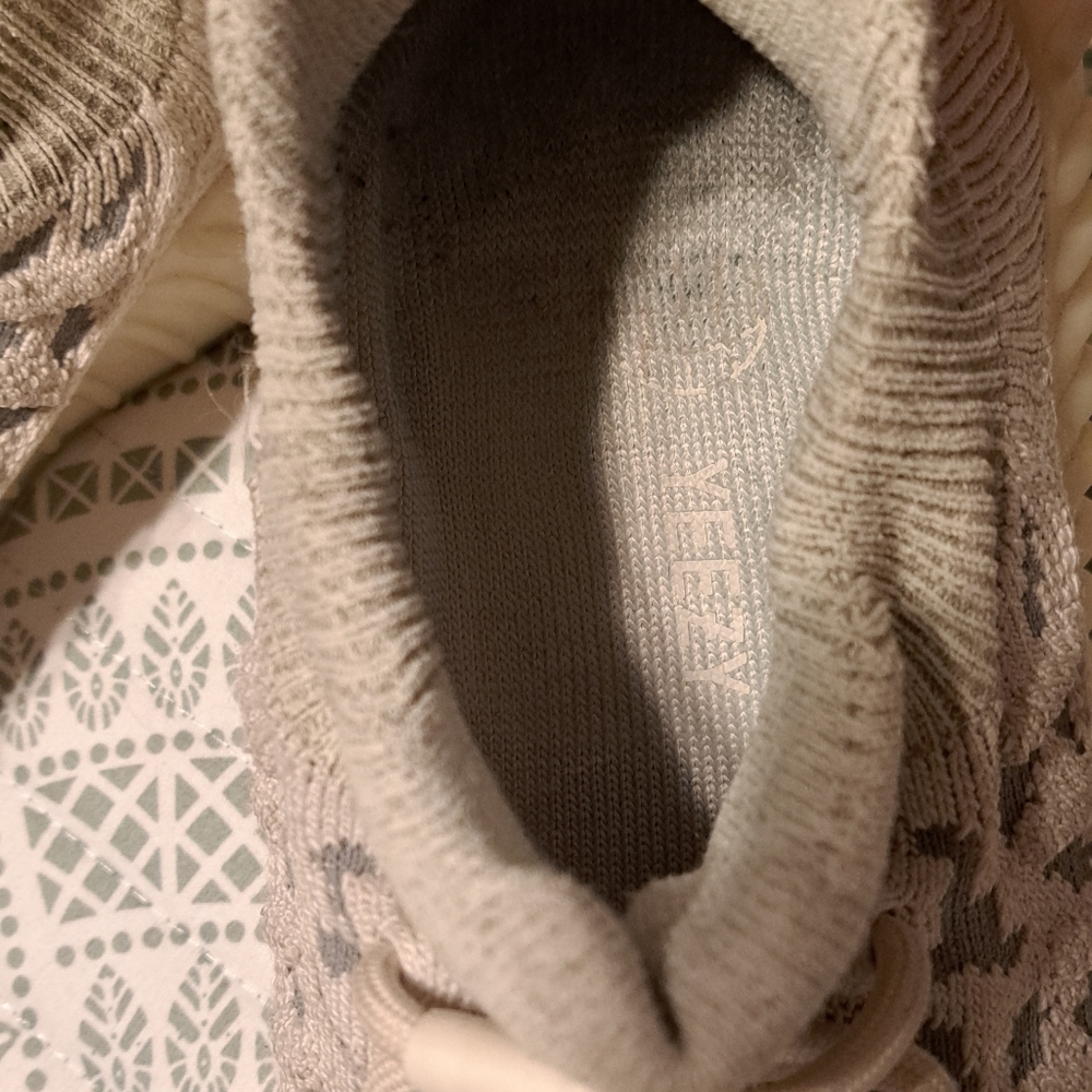 Yeezy V2 shoes 350 mens 8.5